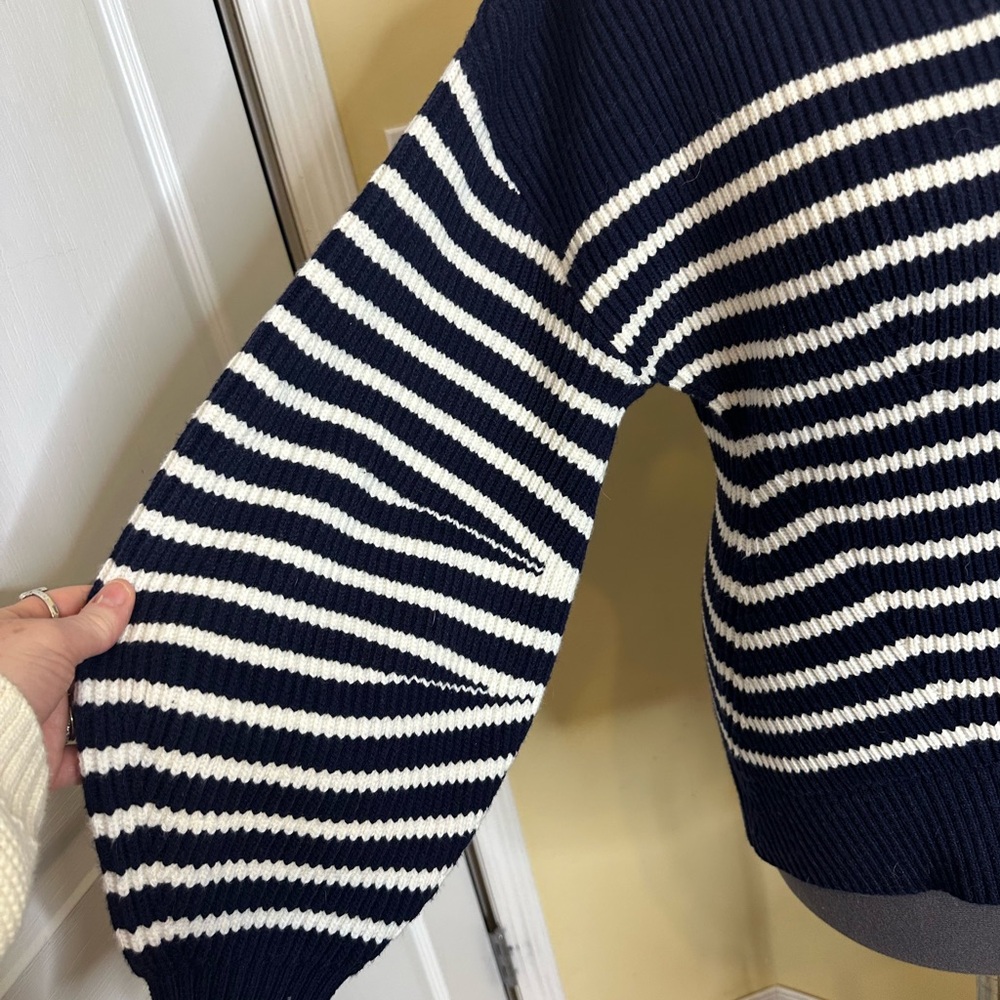 NWT Anthropologie Maeve blouson sleeve button up cardigan navy and white - Picture 13 of 17